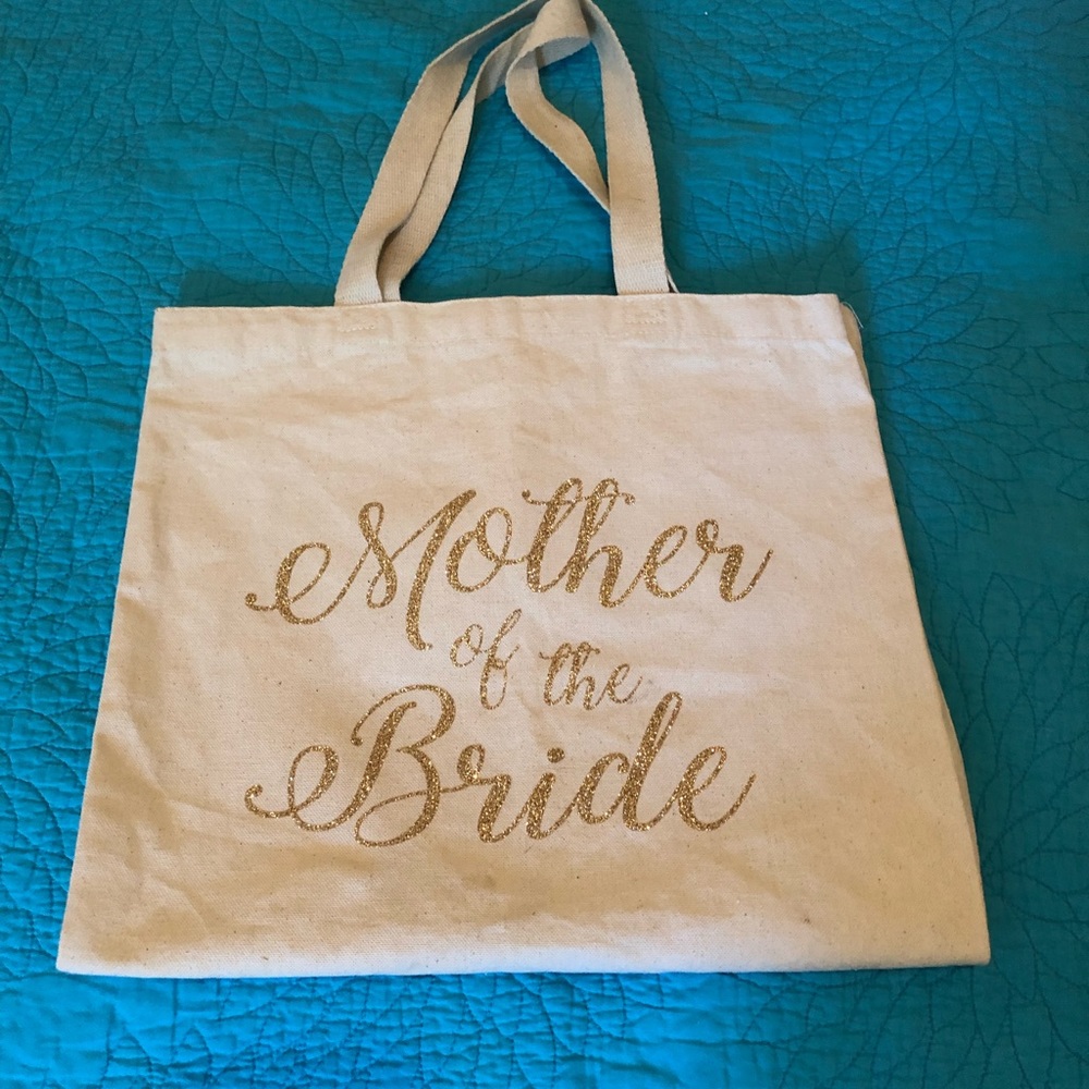 Mothers of the bride tote by QTee of California